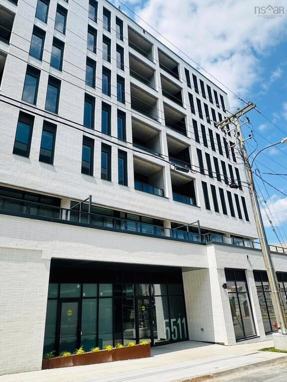 203-5511 Bilby Street