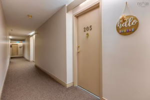 205-64 Cumberland Drive photo 4